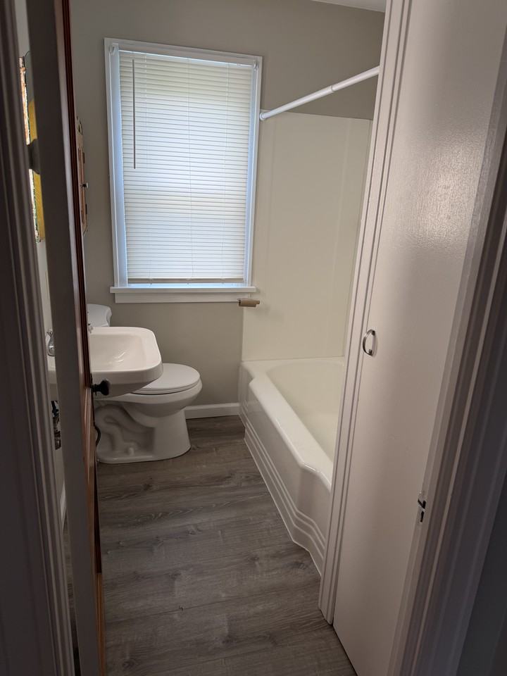 1146 Arlington Ave Sw #NA - Photo 7 of 21