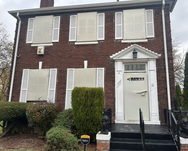 5966 Eastlawn St #NA - Photo 3 of 46
