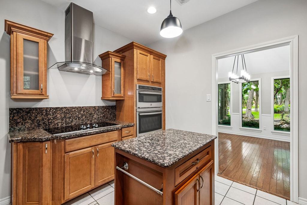 1798 Kingswood Dr #NA - Photo 7 of 20