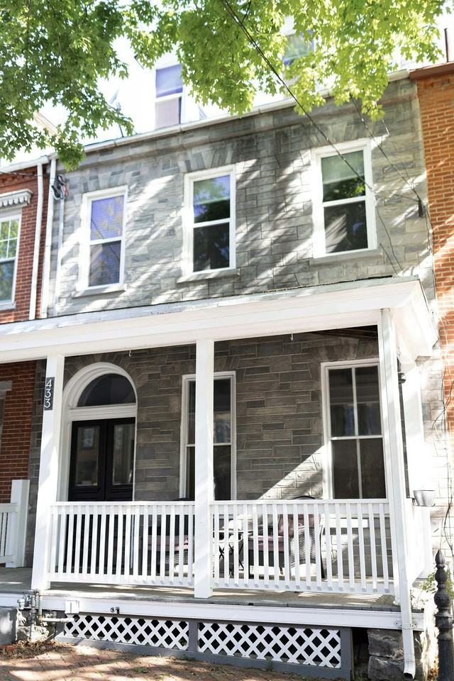 433 West Walnut Street, Unit 2 (2 bedroom) - Photo 5 of 31