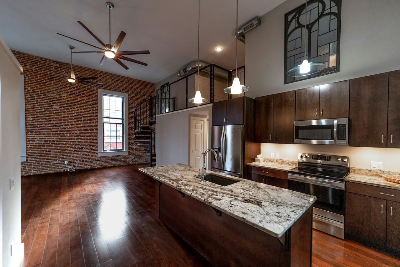 128 North Mulberry Street, Unit Unit 1 - Photo 3 of 31