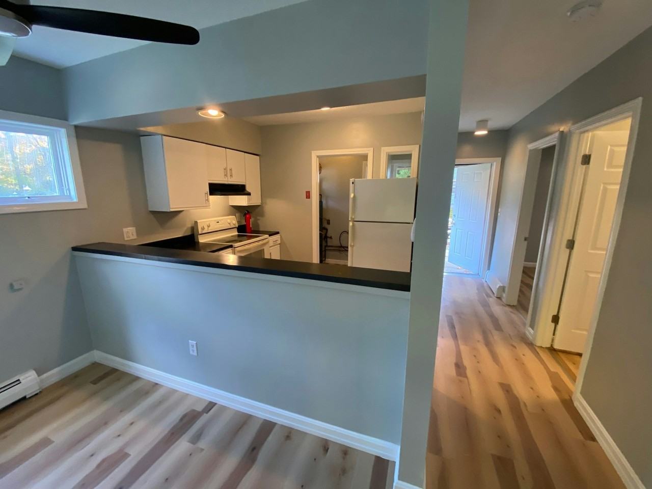 11 RiverBend Dr, Unit 27-6 - Photo 4 of 9
