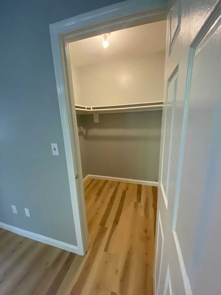 11 RiverBend Dr, Unit 27-6 - Photo 7 of 9