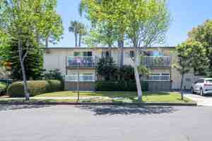 featured image of 3911 Wade St