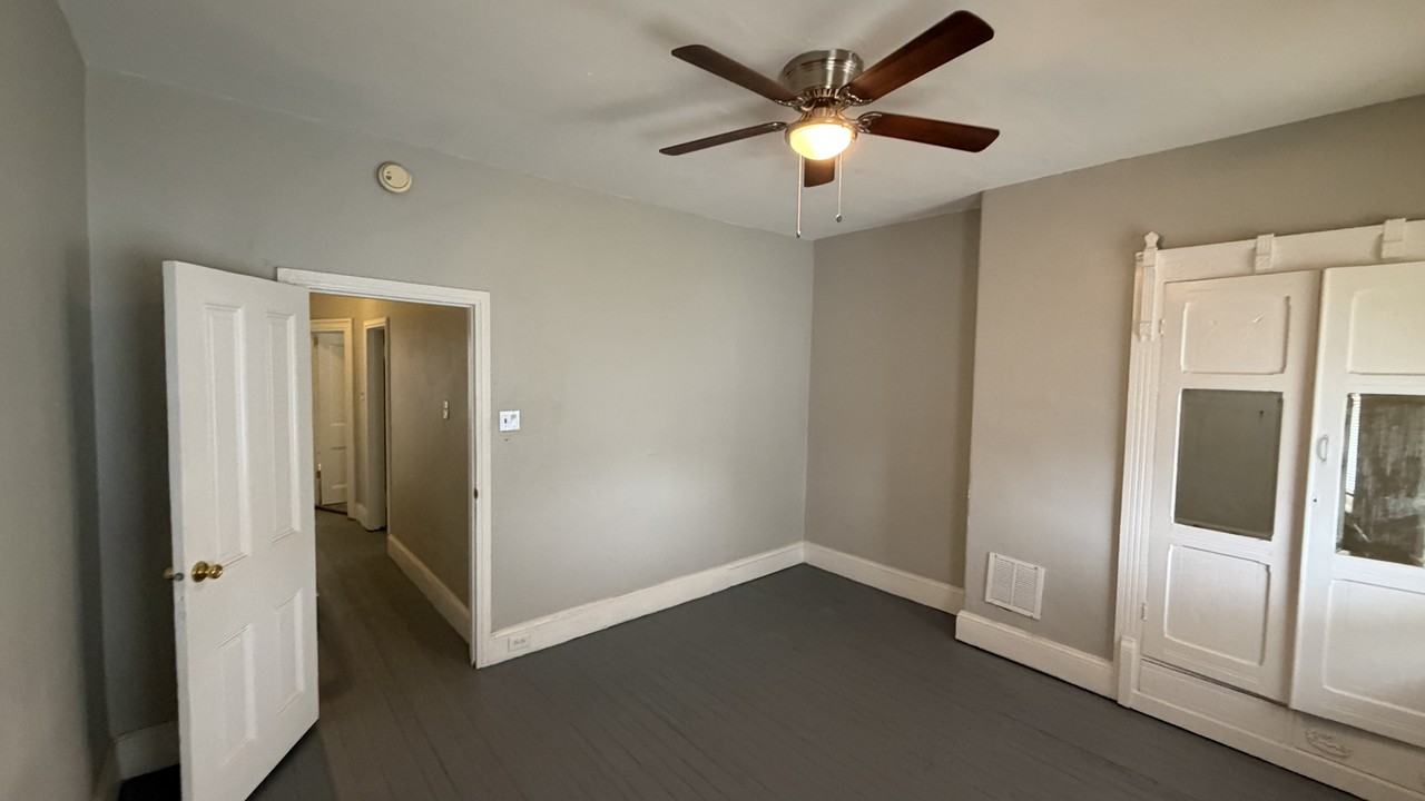 2554 N Bouvier St #1 - Photo 6 of 12