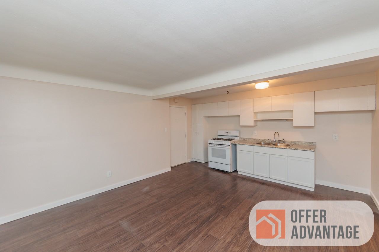 18725 Neff Road - Photo 4 of 9
