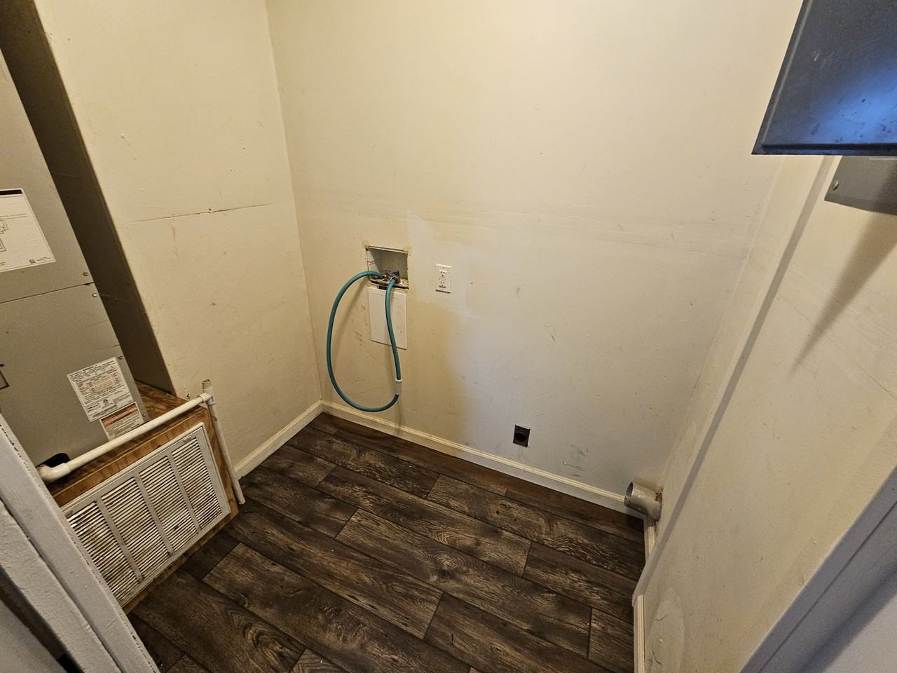 1214 Negley - Photo 5 of 13