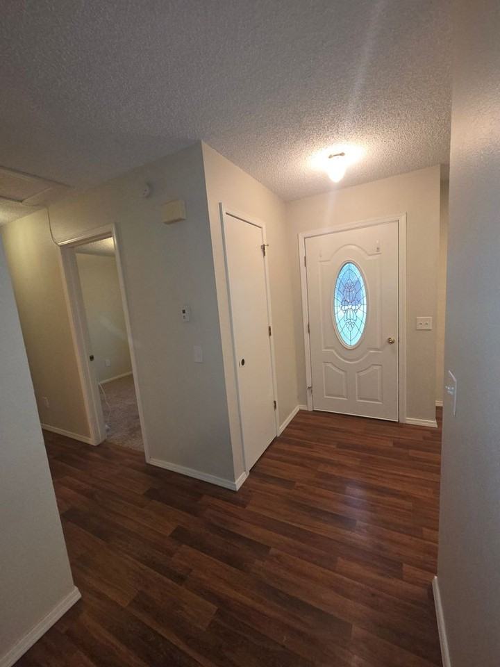 2607 Purdue Cir - Photo 5 of 20