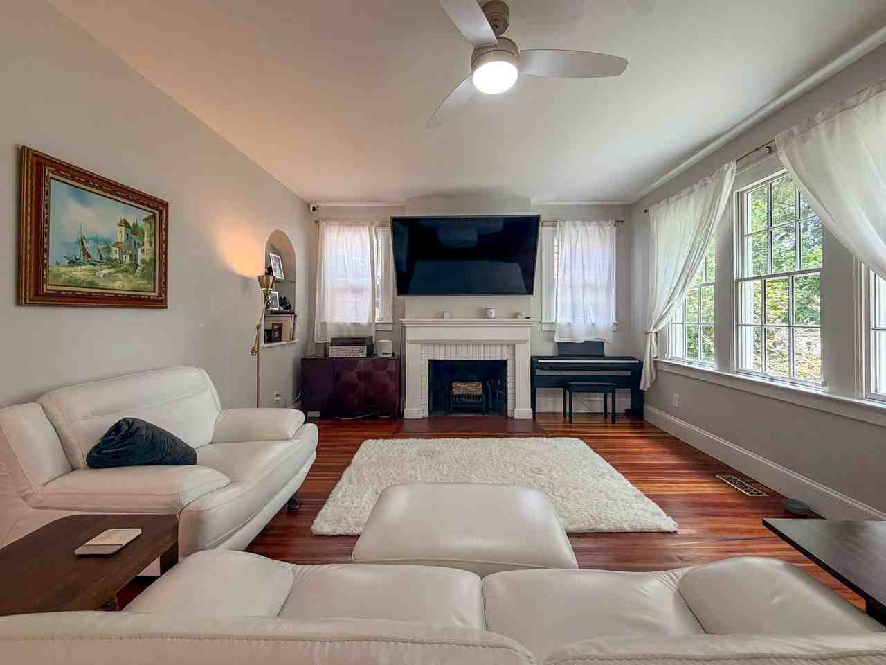 417 Sw 10th St - Photo 4 of 50
