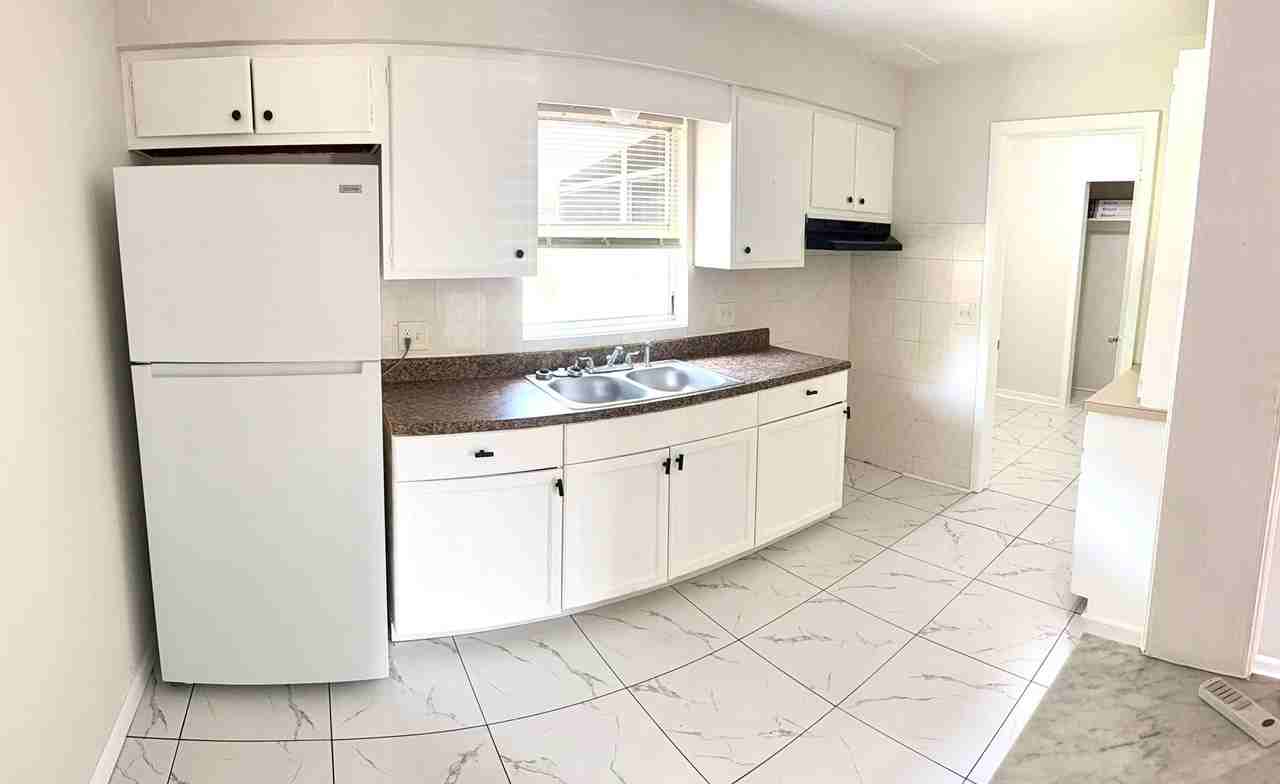 31 S Barbour St - Photo 5 of 16