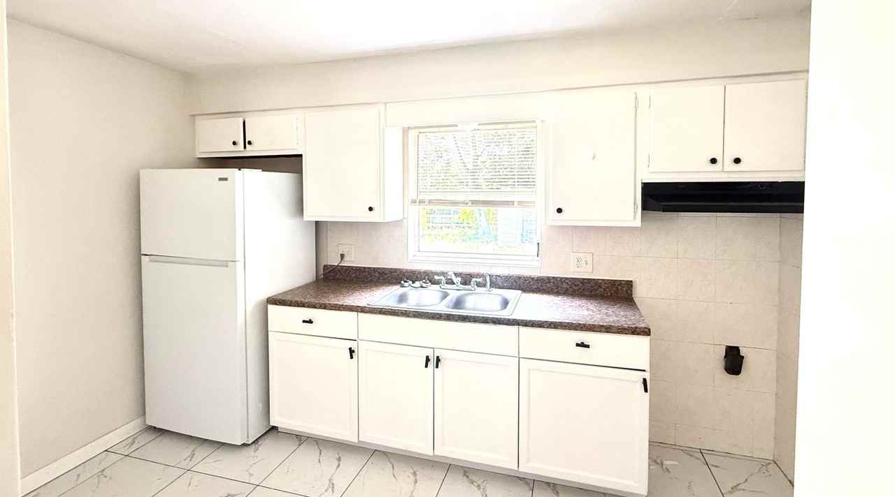 31 S Barbour St - Photo 7 of 16