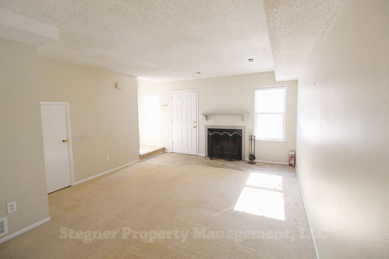 324 Sundance Cir N #C303 - Photo 2 of 13