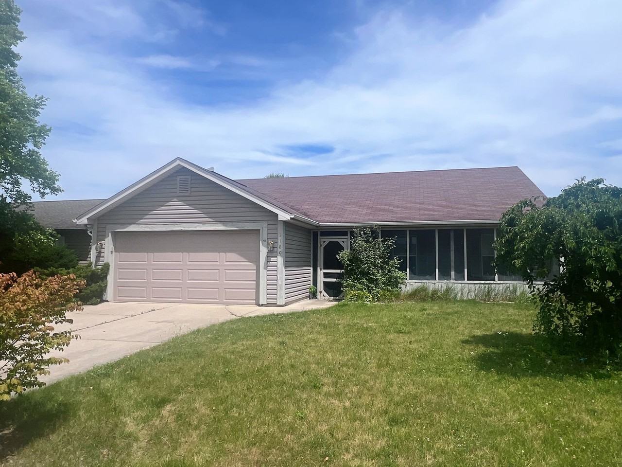 2180 Cumulus Dr - Photo 2 of 21