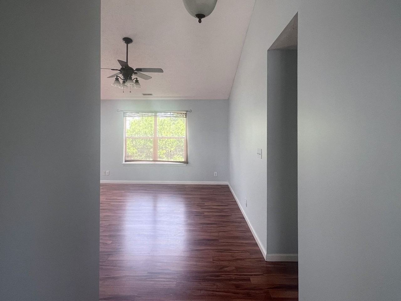 2180 Cumulus Dr - Photo 4 of 21