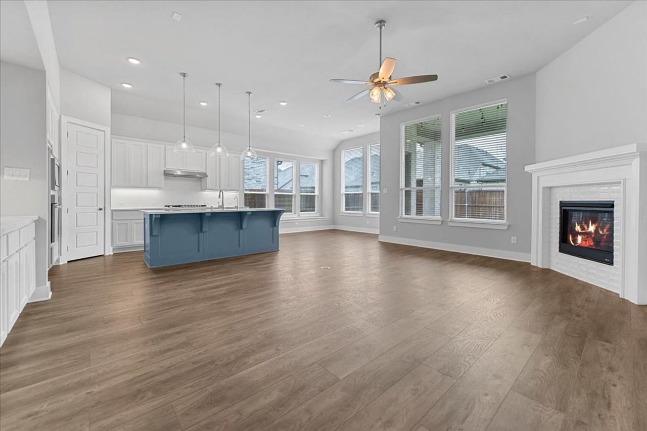 3011 Armstrong Ave - Photo 2 of 39