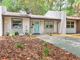 7004 Sw 18th Pl - Photo 1 of 1