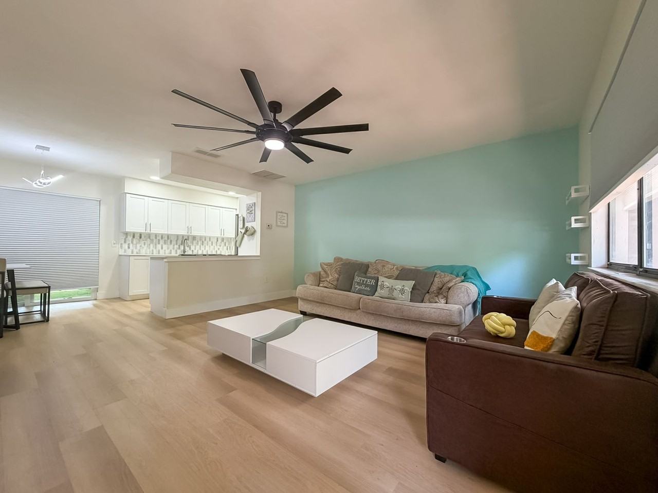 7004 Sw 18th Pl - Photo 3 of 26