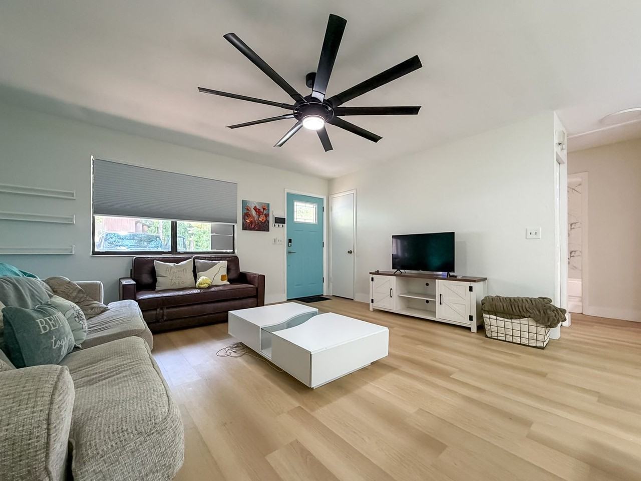 7004 Sw 18th Pl - Photo 6 of 26
