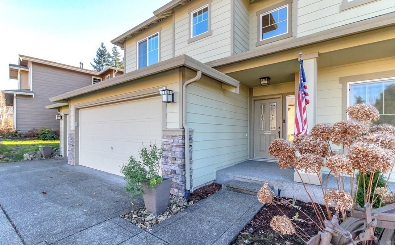 22431 Se 281st Ct - Photo 2 of 35