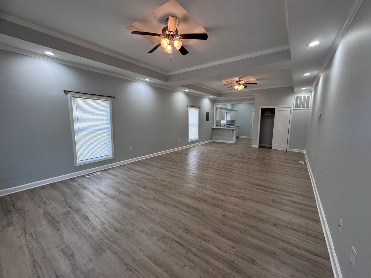 2016 Guthrie Ave - Photo 2 of 15