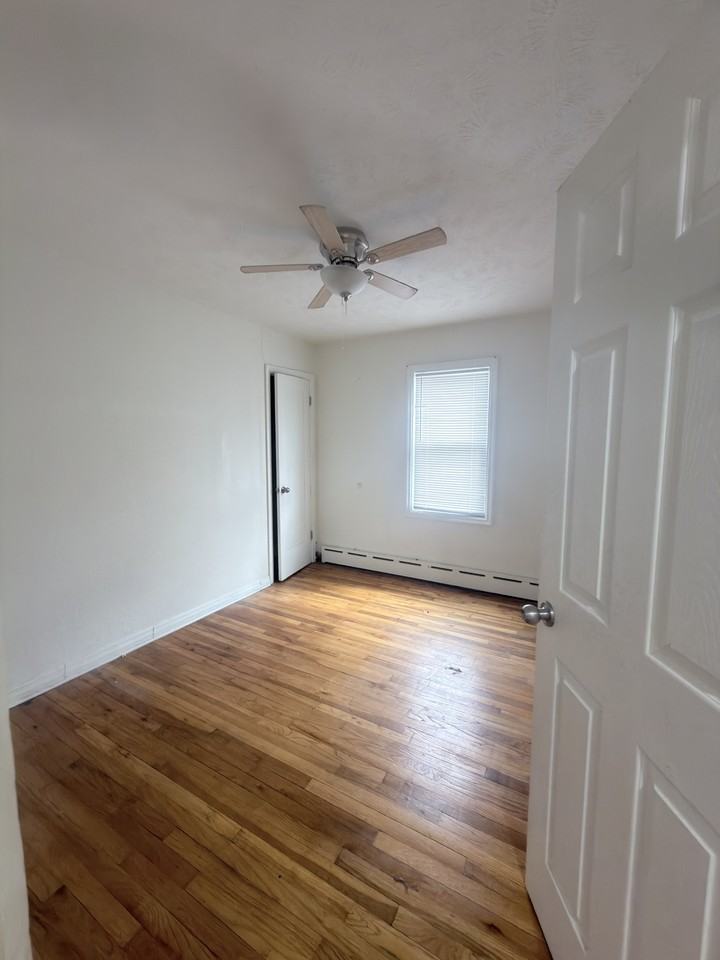 4602 Cass Street - Photo 5 of 9