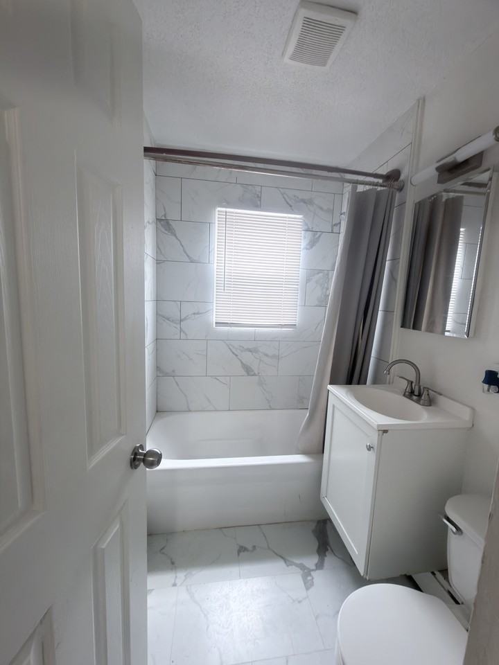 4602 Cass Street - Photo 7 of 9