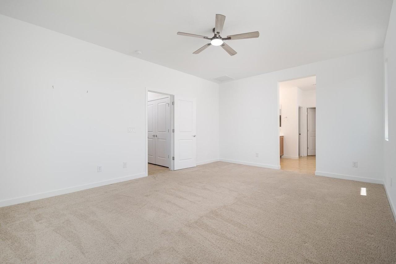 14844 S 179th Ave - Photo 5 of 28