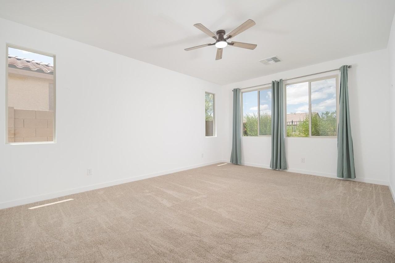 14844 S 179th Ave - Photo 6 of 28