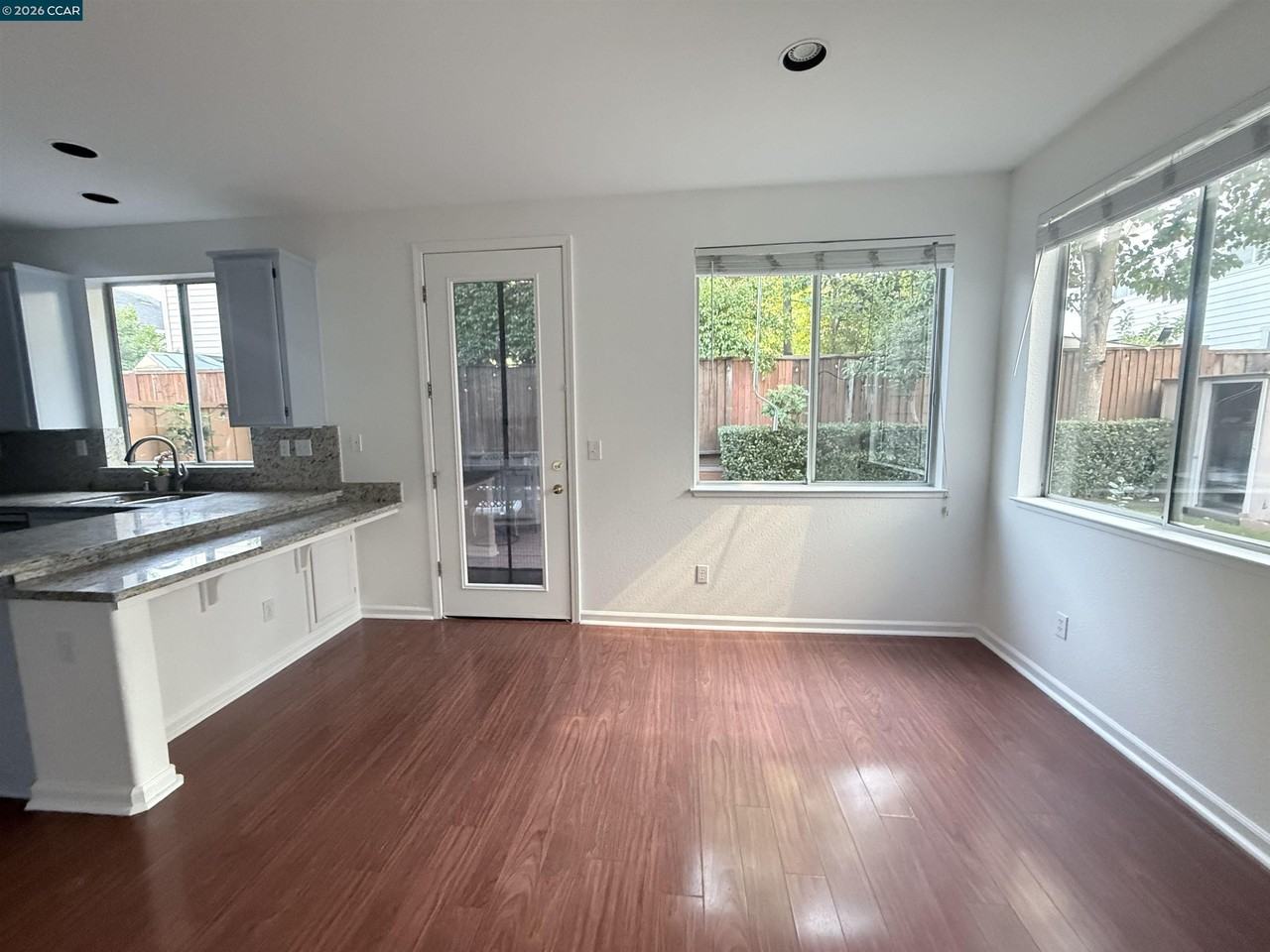 16 Elmwood Dr - Photo 7 of 19
