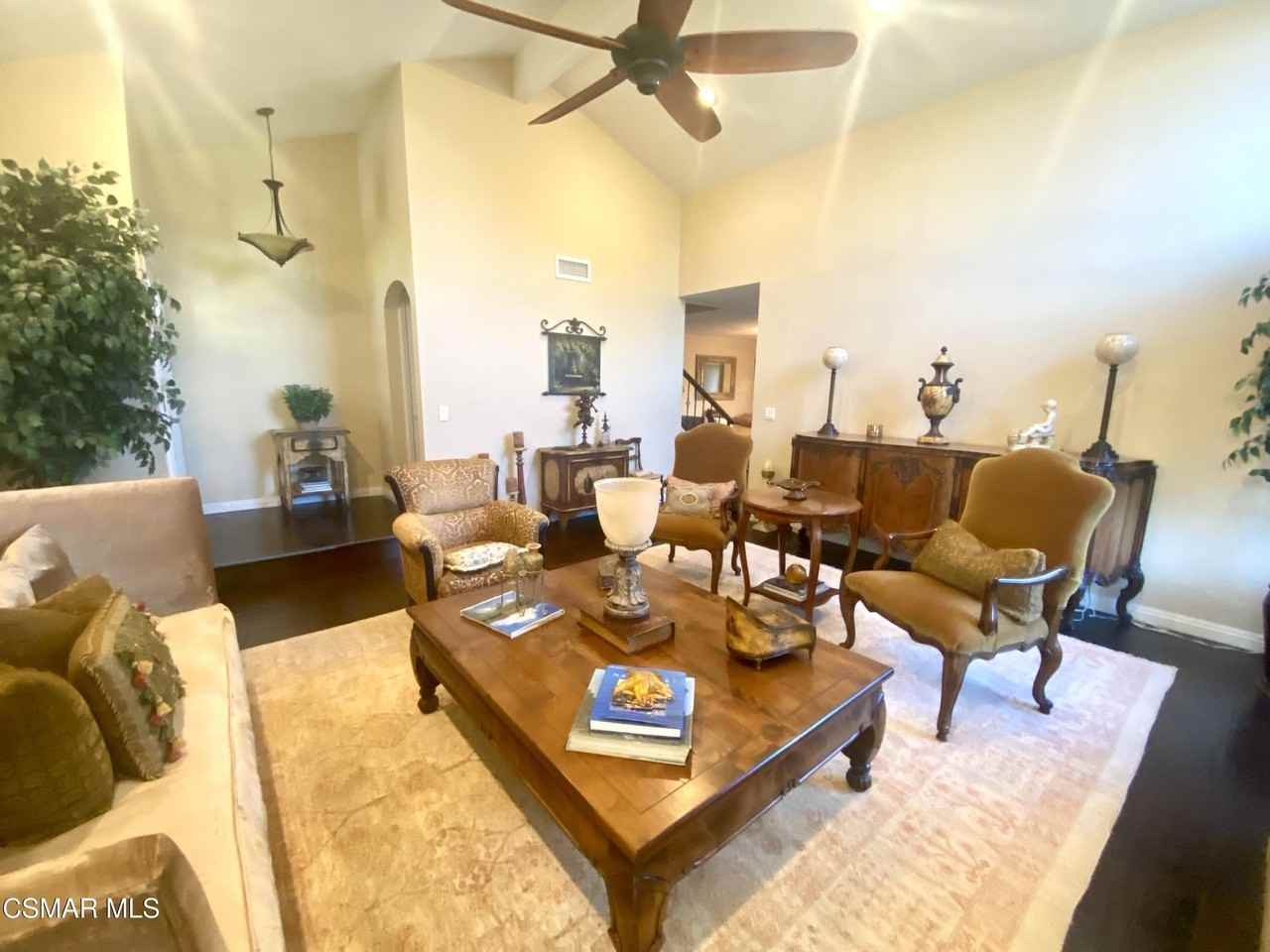 4502 Wolsey Ct - Photo 3 of 12
