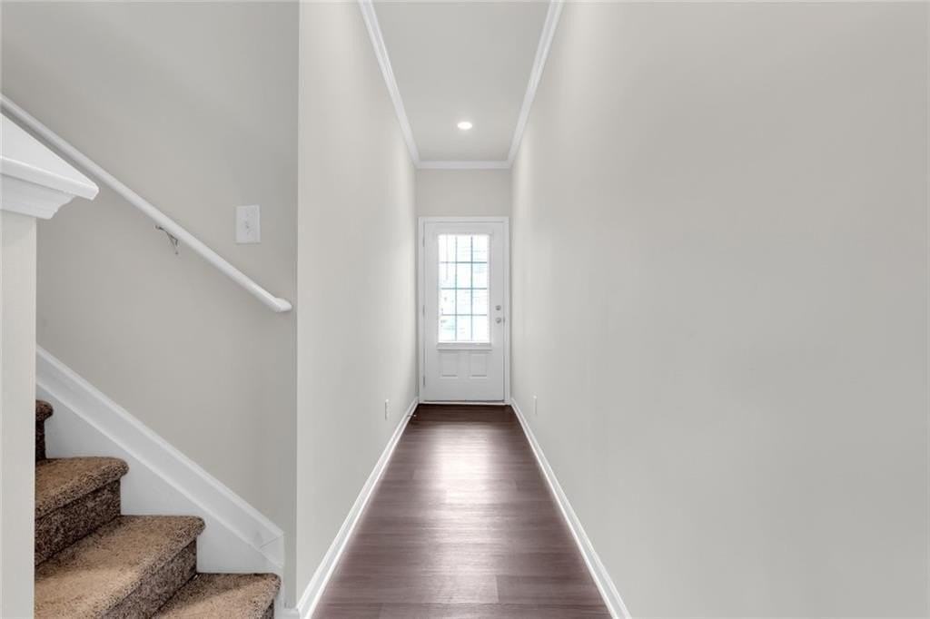 208 Turner Ln - Photo 3 of 27