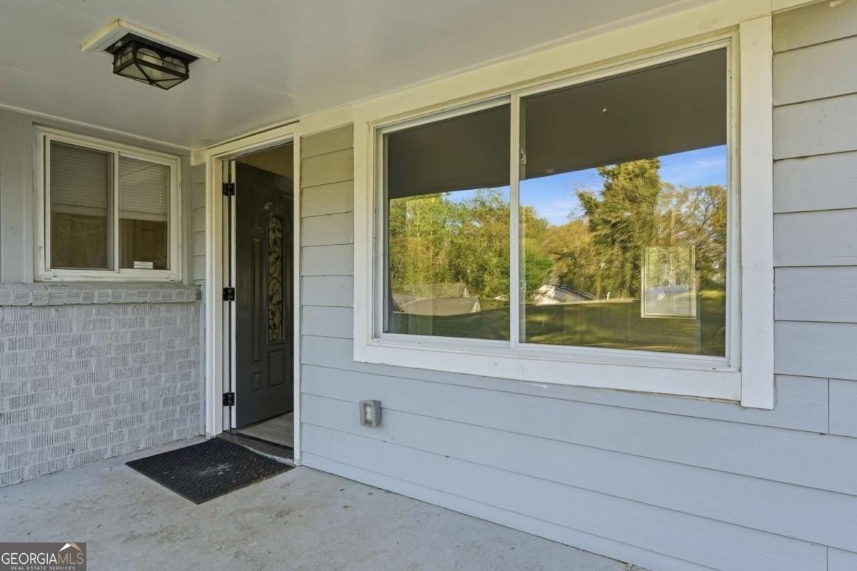 1735 Carter Cir - Photo 3 of 35