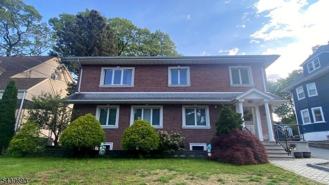 137 Centre St - Photo 1 of 1