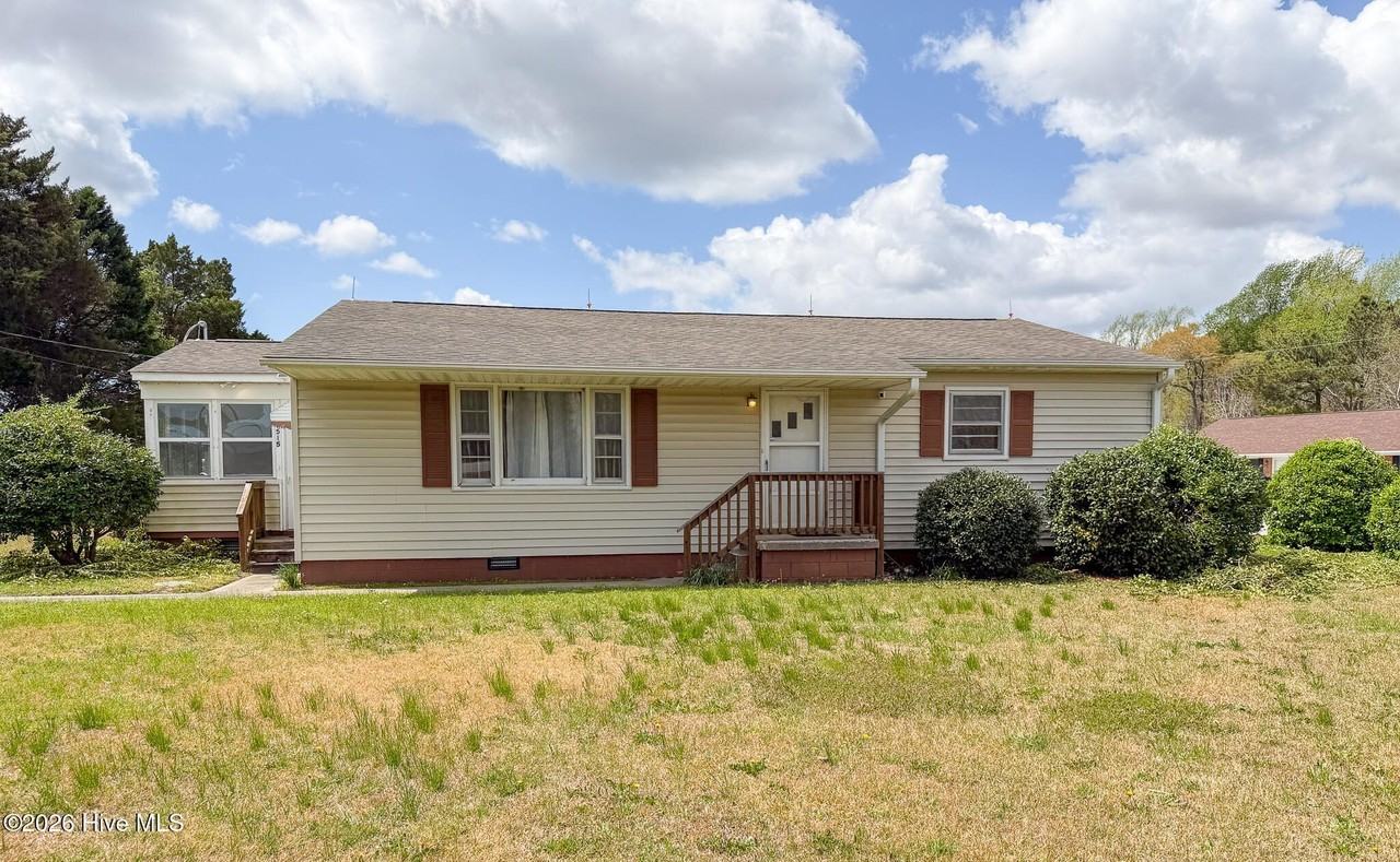 1515 Belgrade Swansboro Rd - Photo 6 of 17