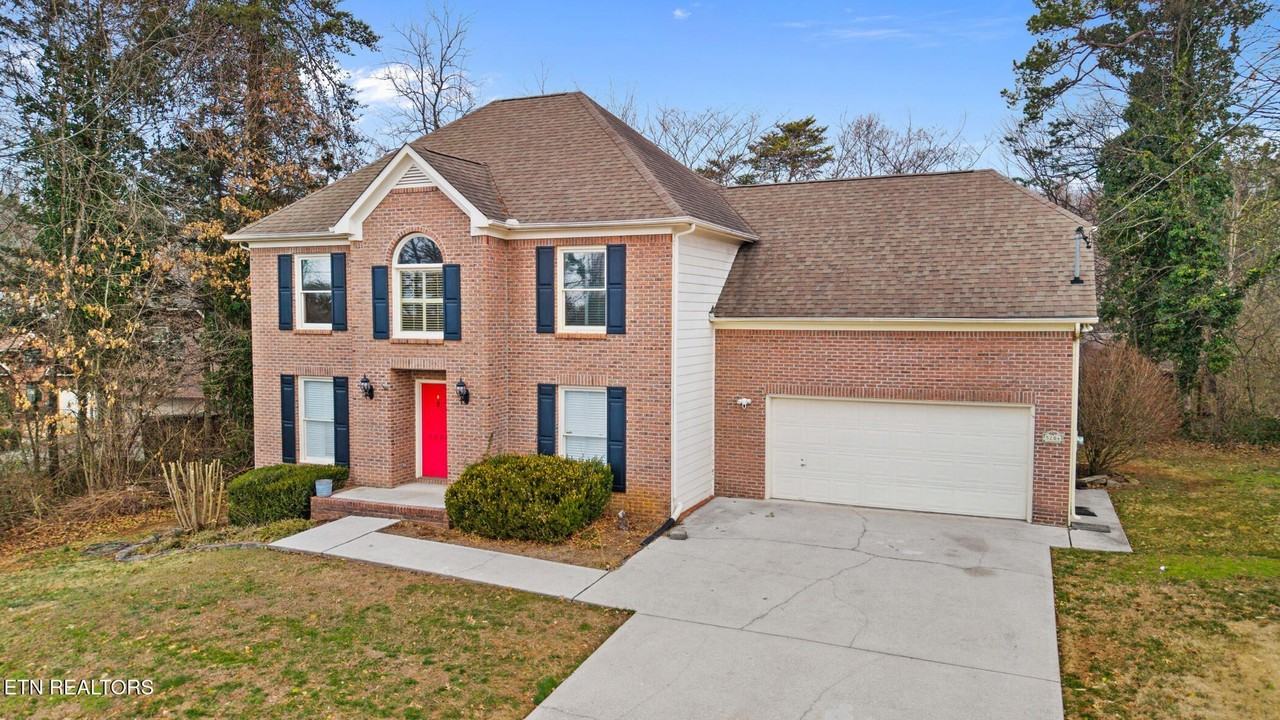 5204 Custis Ln - Photo 2 of 50