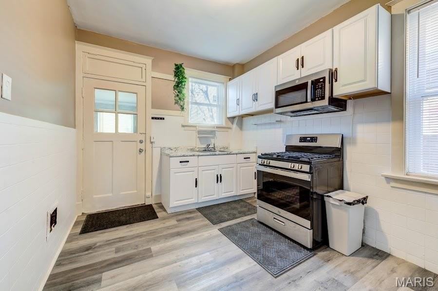 4273 Oleatha Ave - Photo 6 of 17