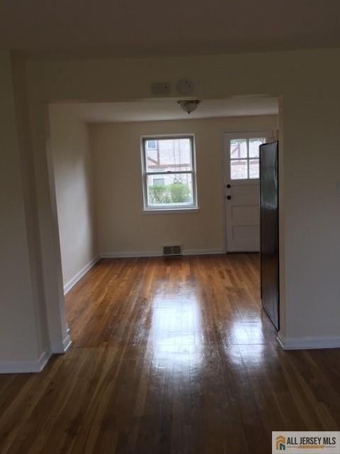 218 Newman St #2513 - Photo 4 of 9