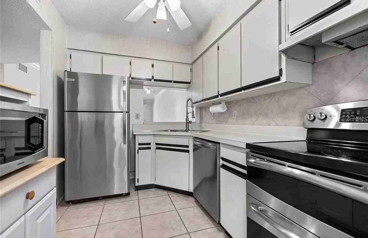 7294 Cloister Dr #23 - Photo 5 of 21