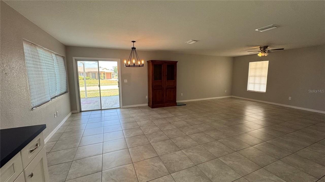 4318 Mongite Rd - Photo 3 of 18