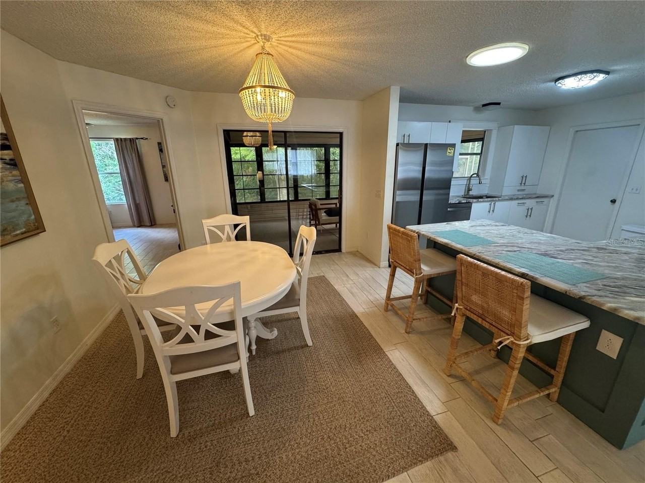 314 Juarez Way - Photo 3 of 17