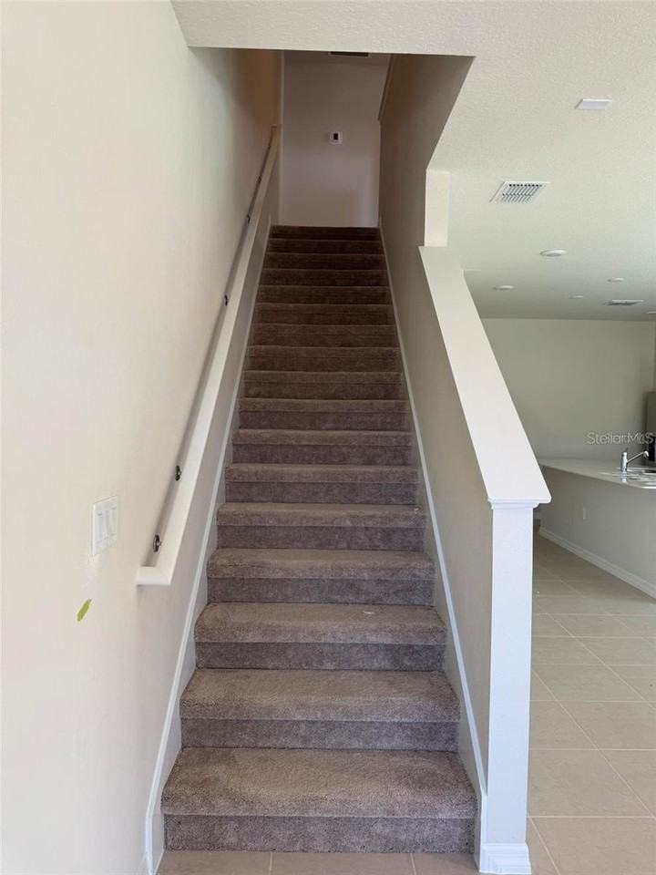 6385 Breeze Filled Ln - Photo 7 of 15