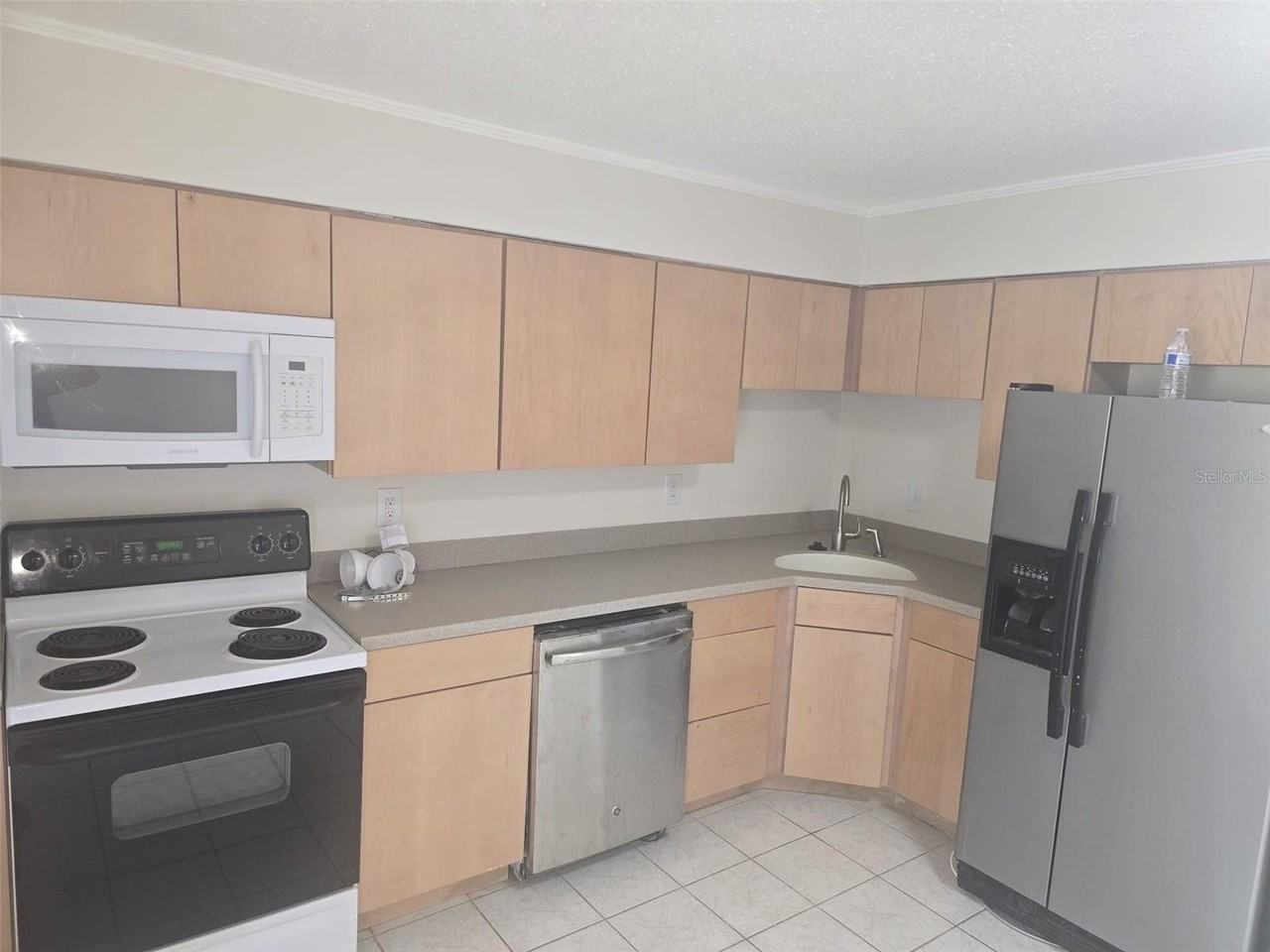 5850 Cypress Gardens Blvd #604 - Photo 4 of 16
