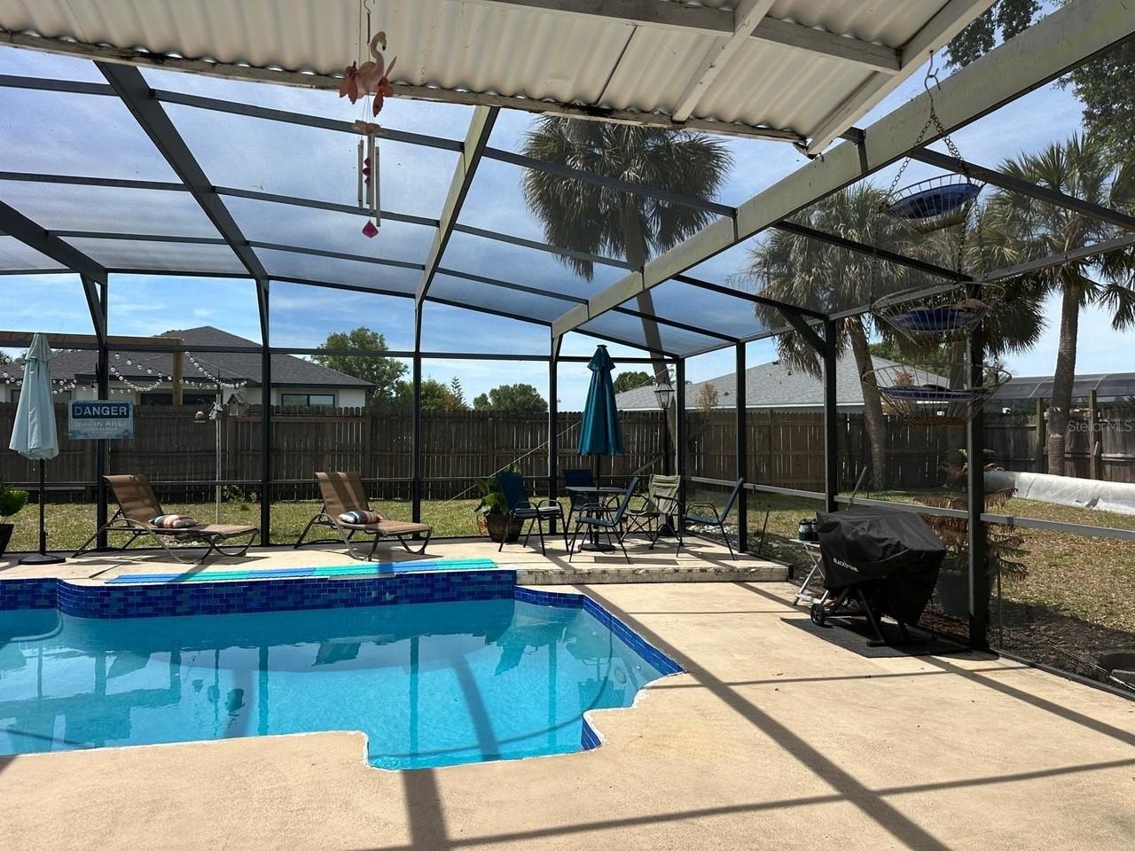 818 Mendoza Dr - Photo 4 of 4
