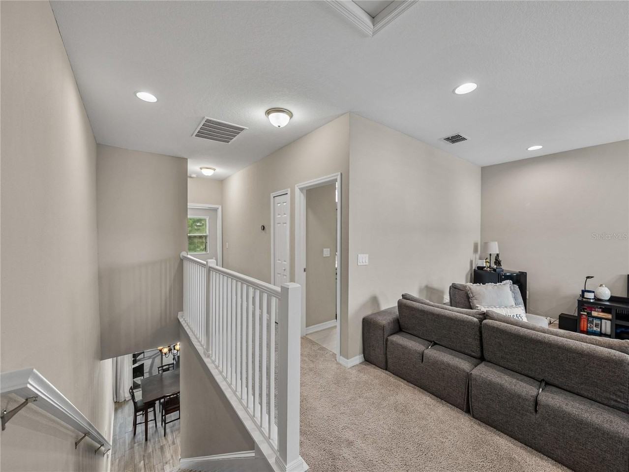 29934 Southwell Ln - Photo 4 of 50