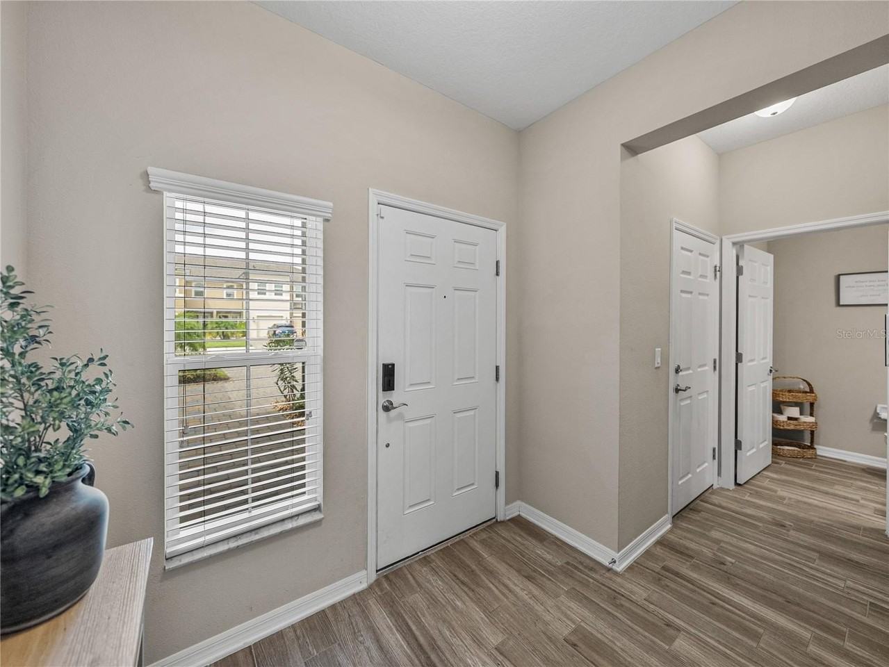 29934 Southwell Ln - Photo 6 of 50