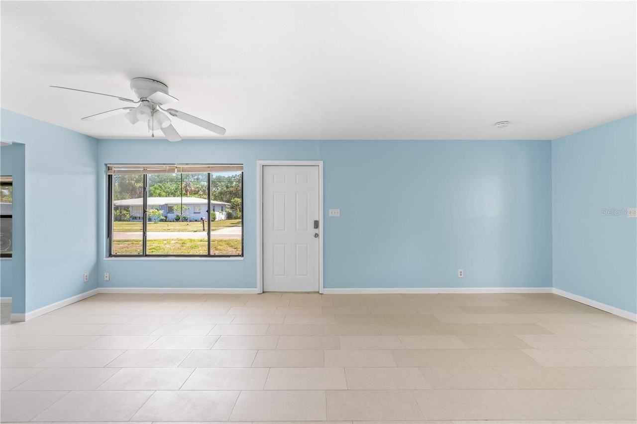 3711 W Leila Ave - Photo 5 of 29