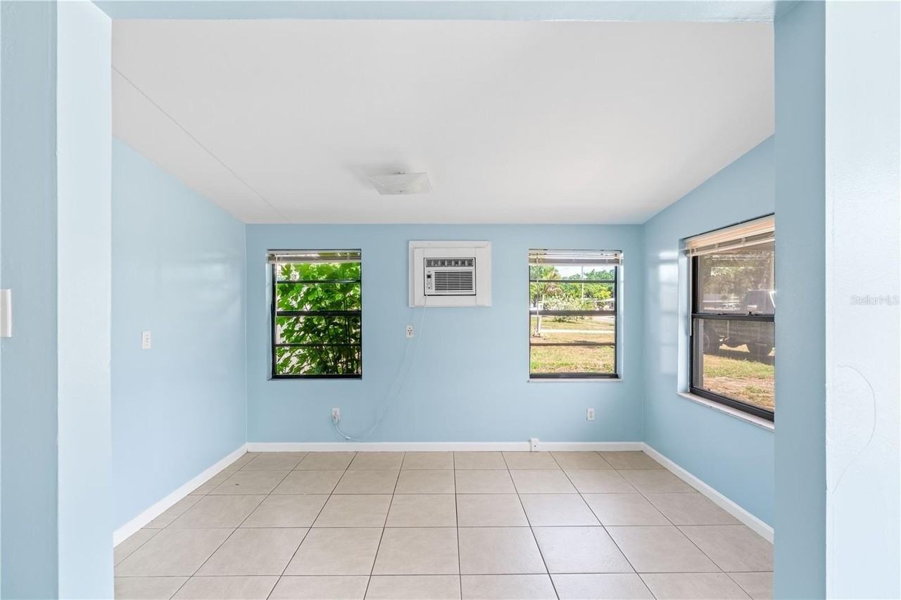 3711 W Leila Ave - Photo 7 of 29