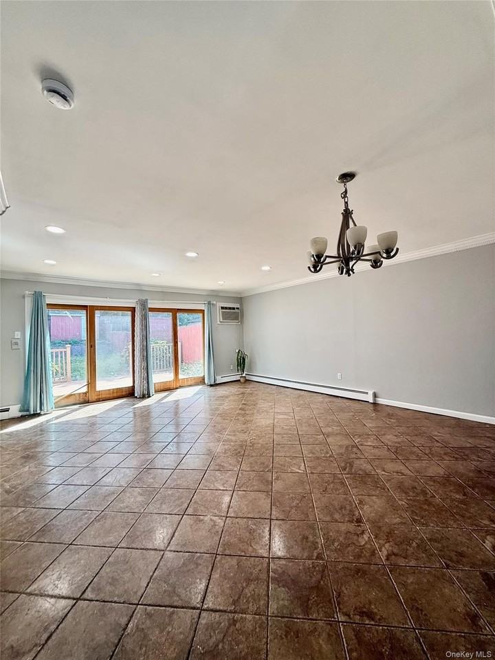 56 Coolidge St - Photo 7 of 24