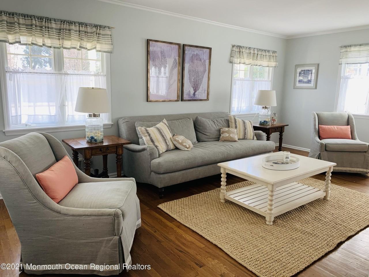 506 Monmouth Ave - Photo 2 of 38