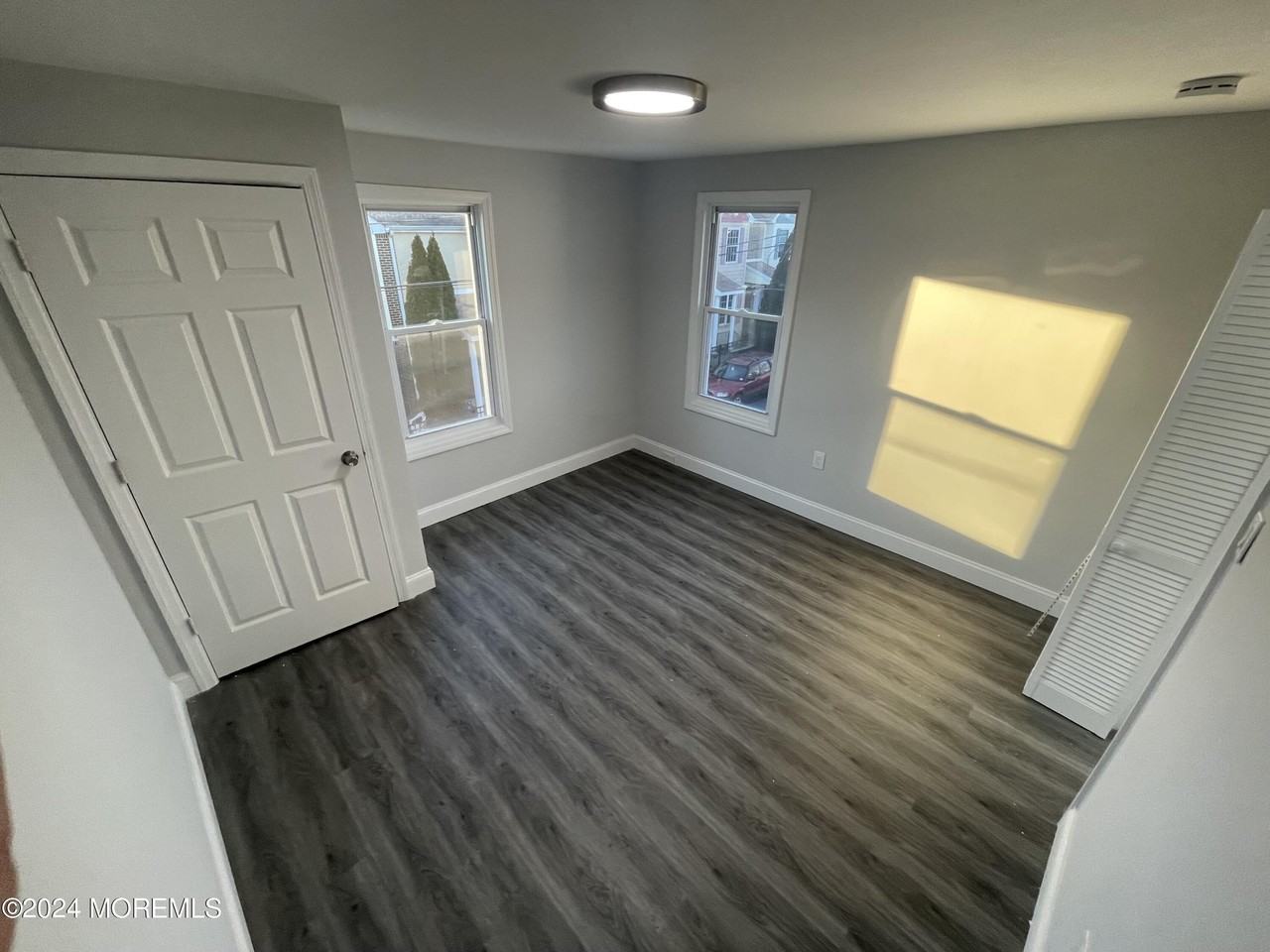 1257 Washington Ave #2 - Photo 3 of 8